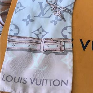 Louis Vuitton Silk Bandeau Bandanna